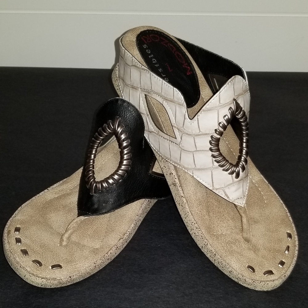 Reversable shoes
